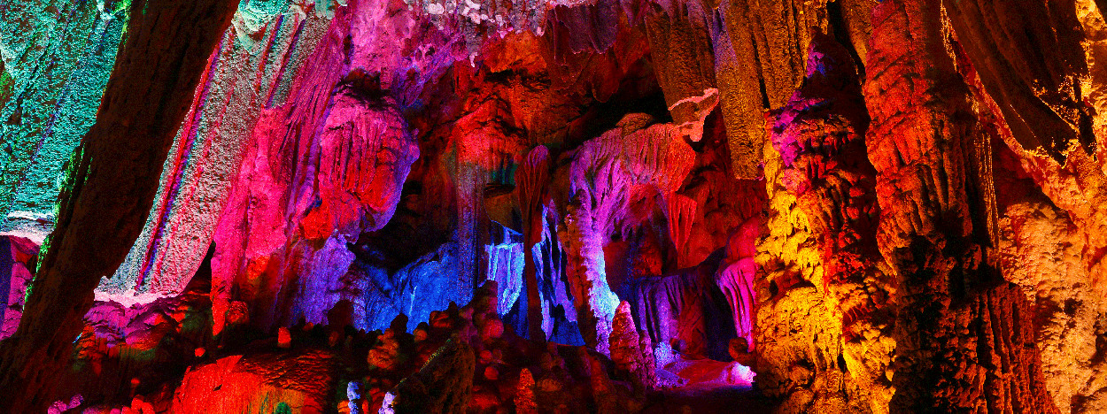 /resource//Images/china/headerimage/Reed-flute-cave-guilin-chin.jpg