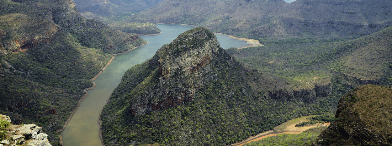 /resource/Images/southafrica/headerimage/Blyde-River-Canyon-South-Africa.jpg